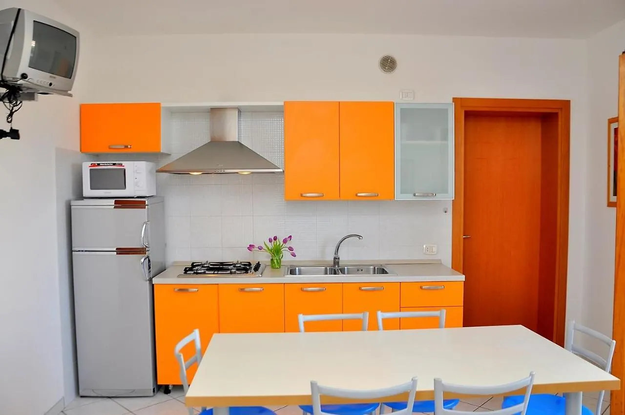 Lovely Flat With Sea View And Swimming Pool Bibione