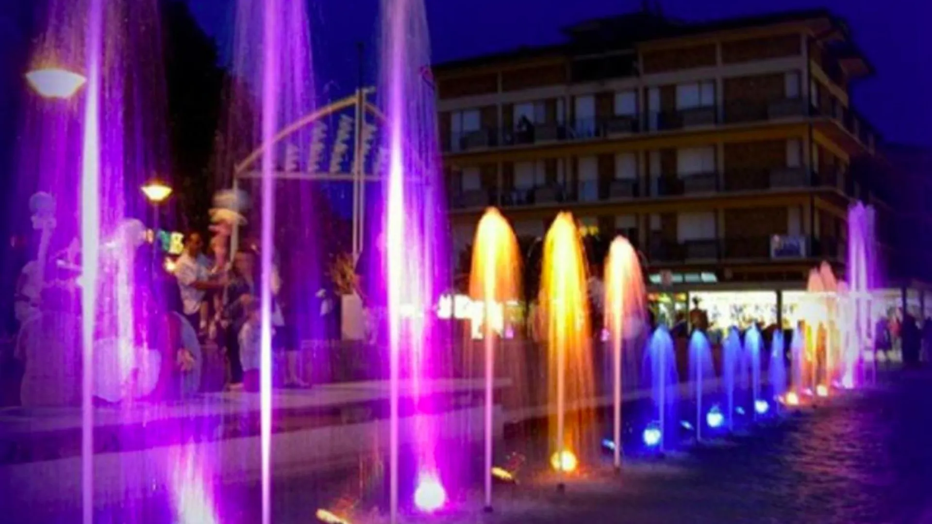 Lovely Flat With Sea View And Swimming Pool Bibione